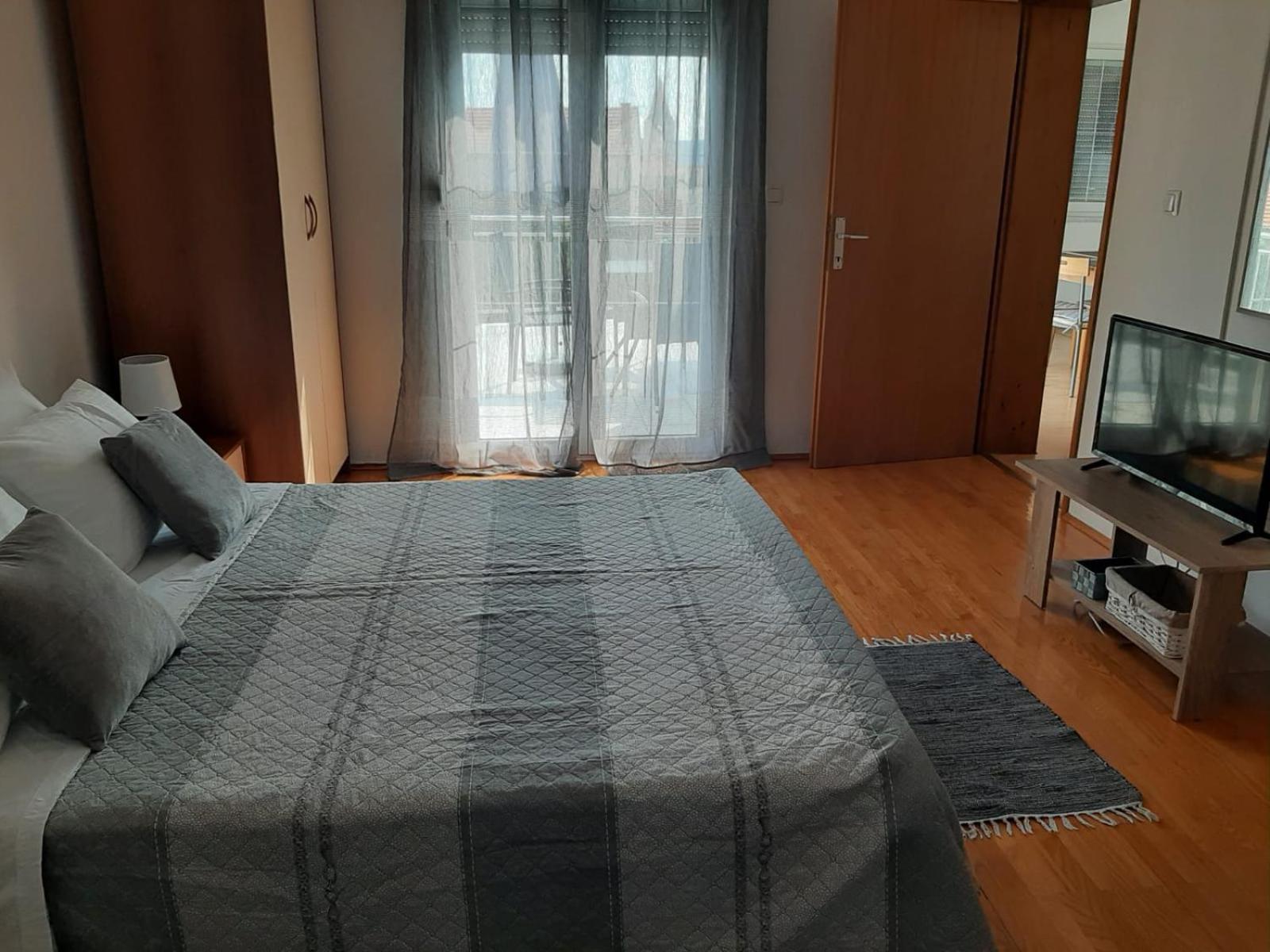 Apartments Luna Sveti Filip i Jakov Exteriör bild